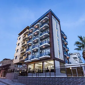 Hotel Demir, Kuşadası